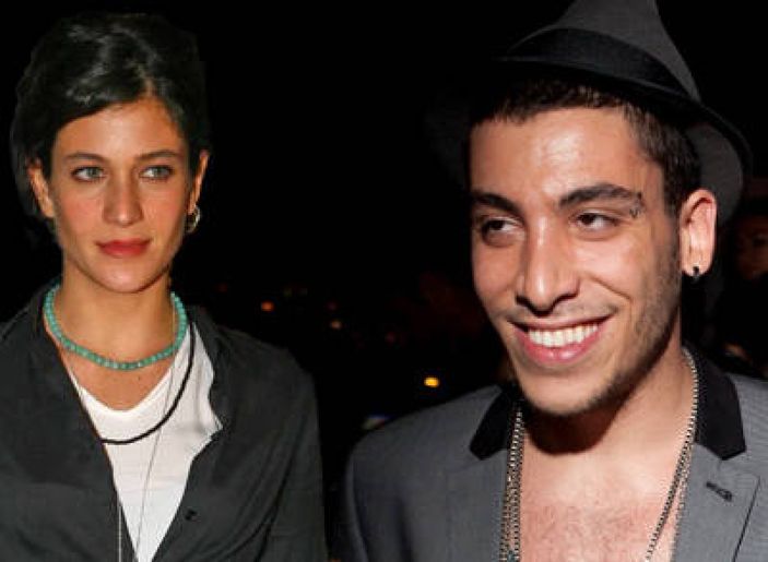 Can Bonomo'nun eski aşkı Öykü Karayel'i aratmamış! O güzeli herkes yakından tanıyor...