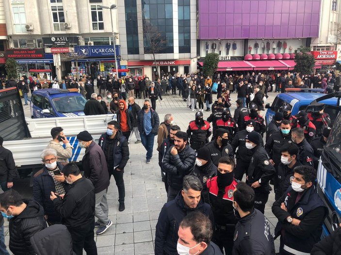 İBB zabıtasından Esenler'deki çay stantlarına müdahale