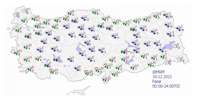 İstanbul'a ilk kar düştü