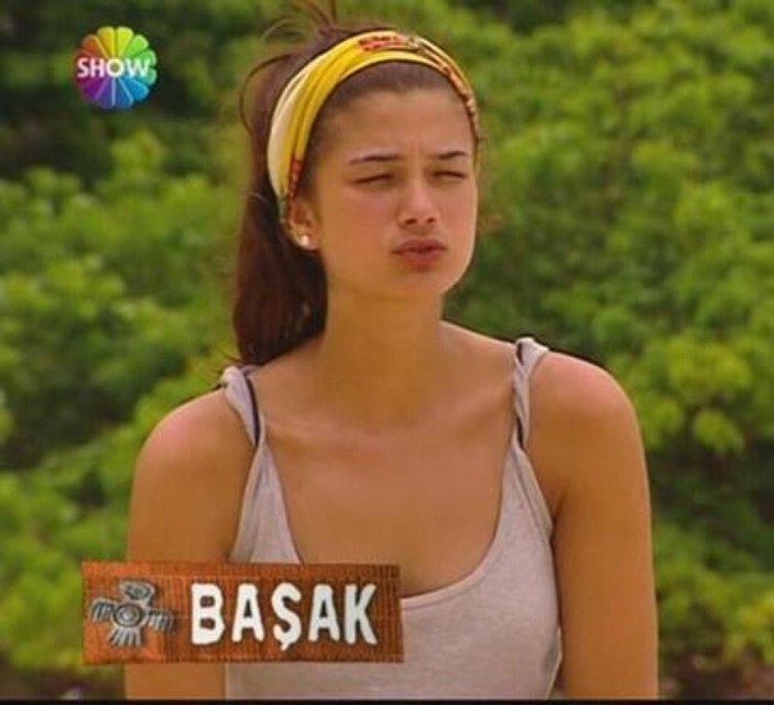 İnanması zor ama gerçek! Burak Özçivit'in eski aşkı bakın hangi Survivor yarışmacısı çıktı