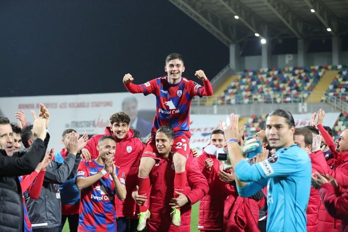 Burak İnce, Altınordu'ya omuzlarda veda etti