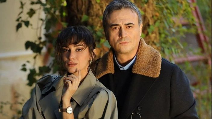 Hık demiş burnundan düşmüş! Annemizi Saklarken'in yıldızı Kutsi'nin dünyalar tatlısı kızı Ceylin