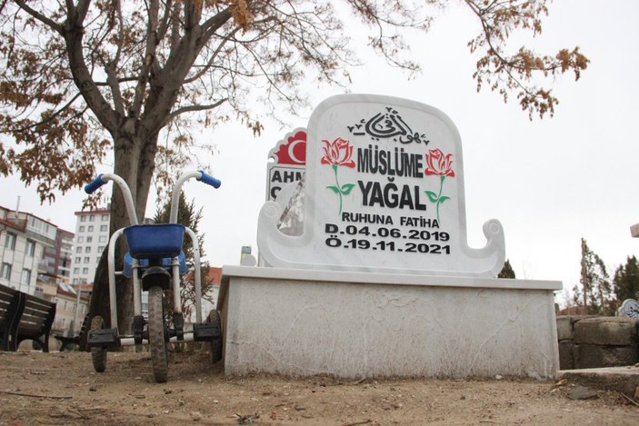Müslüme Yağal'ın mezarının başına bisiklet konuldu