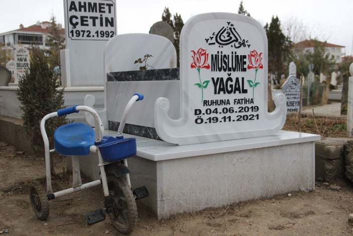 Müslüme Yağal'ın mezarının başına bisiklet konuldu