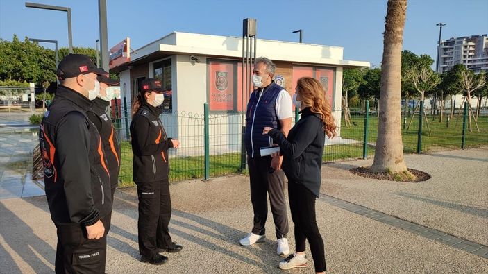 Antalya'da turizm polisleri göreve başladı