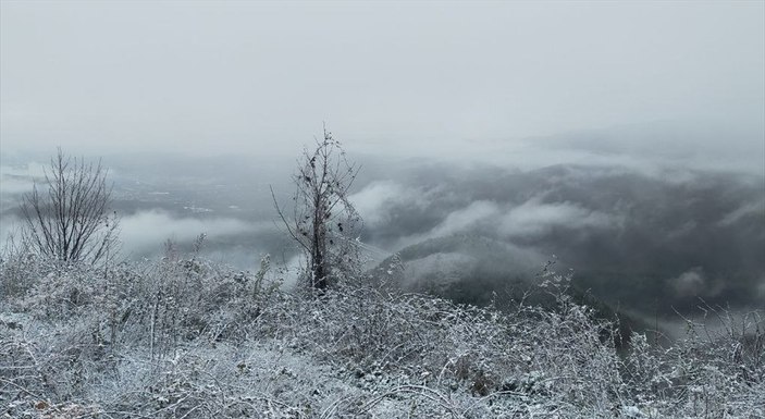 Bolu Dağı'nda kar yağışı etkisini gösterdi