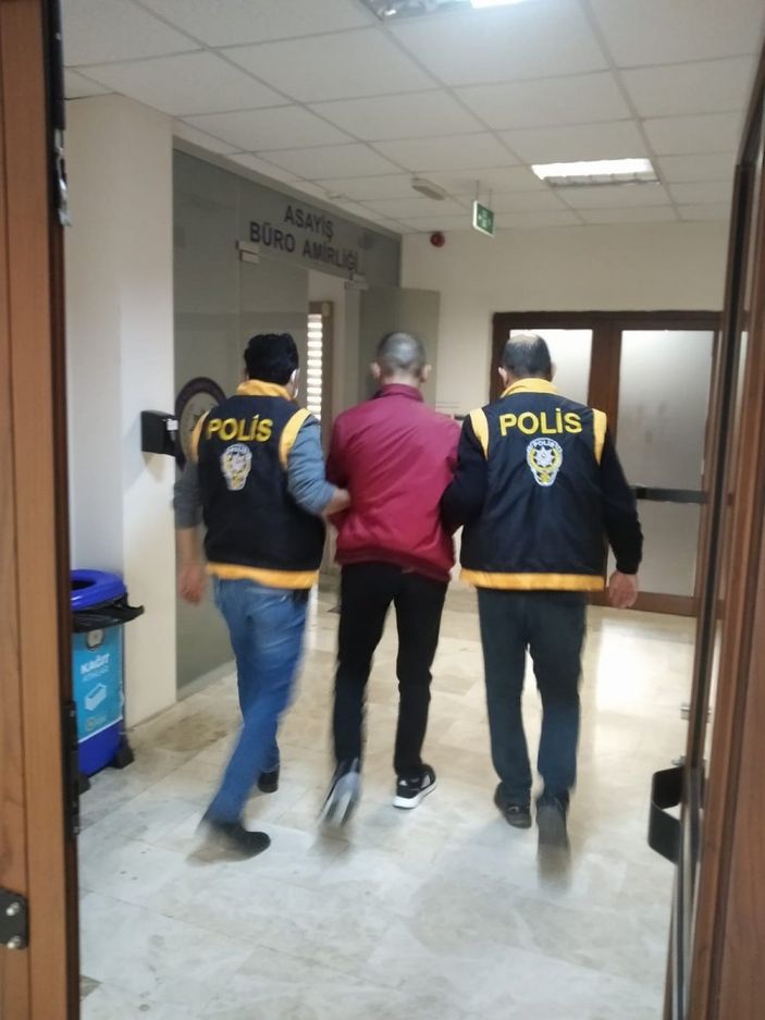İ Muğla'da hırsızın üzerinden çıkanlar polisi şaşkına çevirdi
