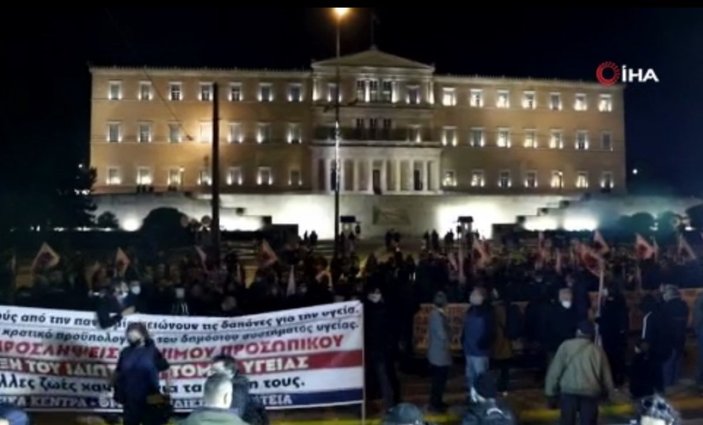 Yunanistan’da bütçe protestosu