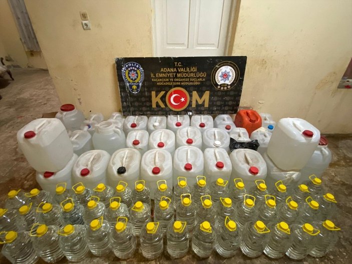 Adana'daki 'Zehir' operasyonunda 10 bin litreye yakın sahte içki ele geçirildi