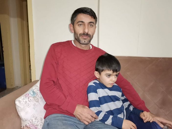 Kayseri'de çocuğu köpeklerden kurtaran kahraman kadın aranıyor
