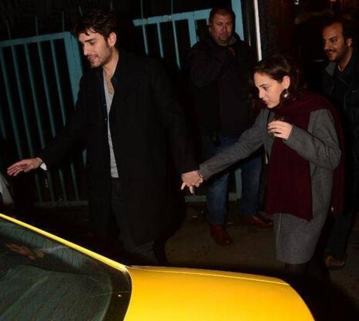 Tek aşkı Can Bonomo değilmiş! Öykü Karayel'in eski sevgilisi Barbaroslar'ın yıldızı çıktı