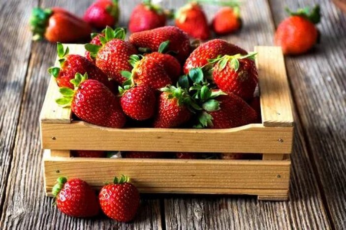 Beslenme rutinine eklemeniz gereken 8 kırmızı meyve