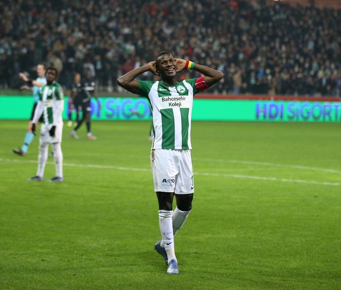 a Giresunspor sahasında Altay'ı yendi