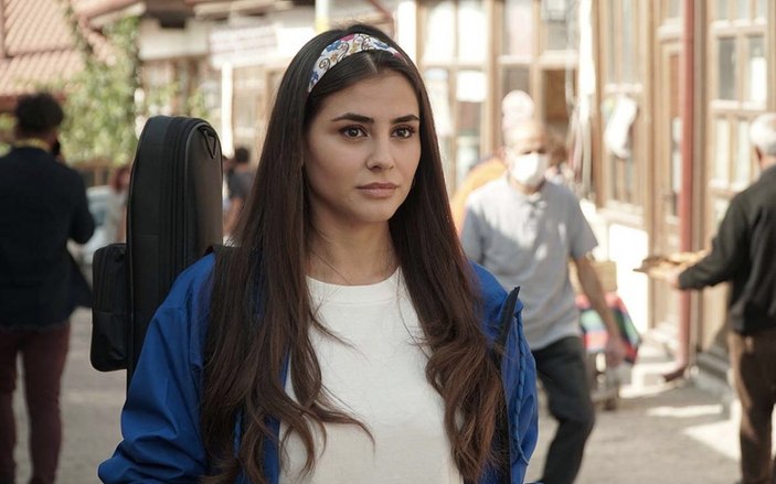 Gönül Dağı'nın Asuman'ı Hazal Çağlar'ın bir de kardeşini görün! Güzelliğiyle ablasını gölgede bıraktı