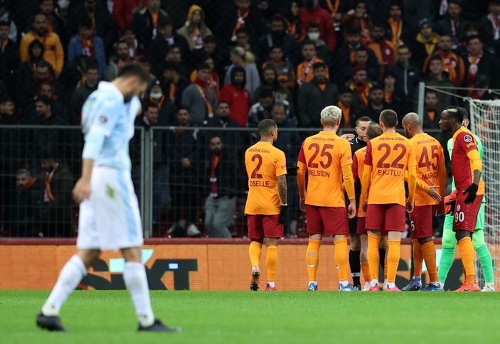 Galatasaray'dan Zorbay Küçük'e tepki