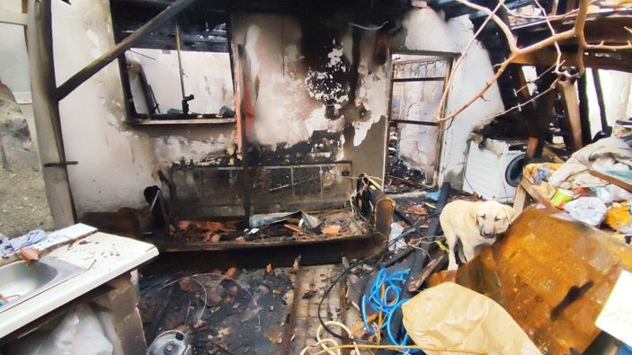 Karabük’te madde bağımlısı oğlu, evini yaktı