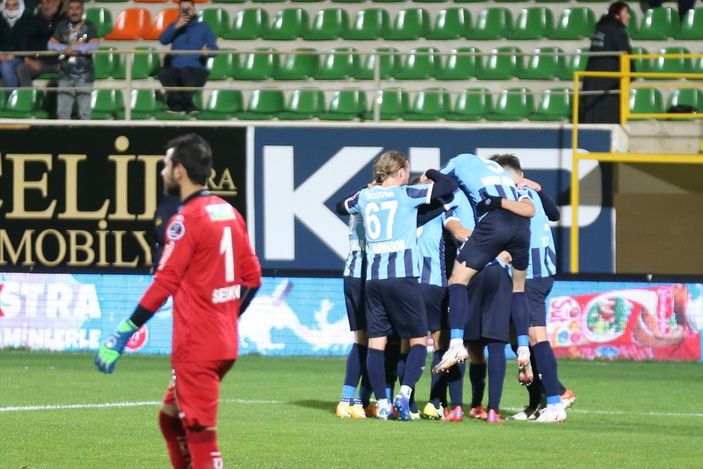 a Akdeniz derbisinin galibi Adana Demirspor