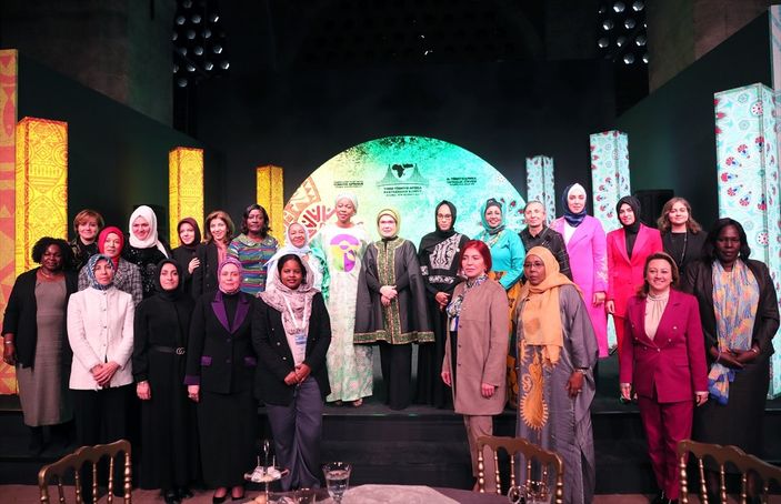 a Emine Erdoğan, Afrikalı First Lady'lerle görüştü
