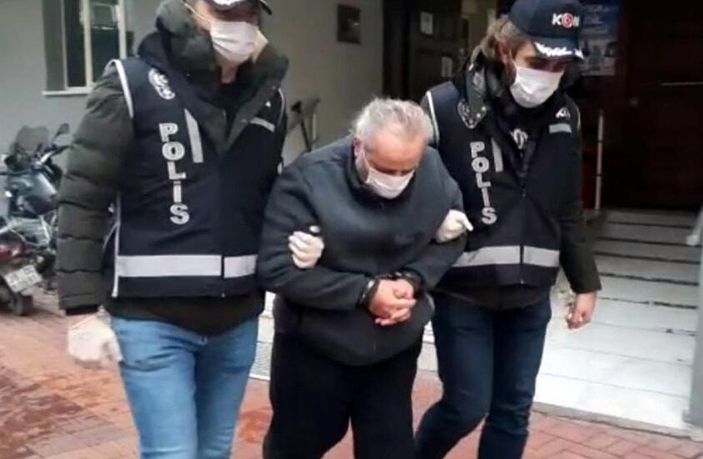 d FETÖ'nün yelpazecisi: Hayranlıktan yanındaydım