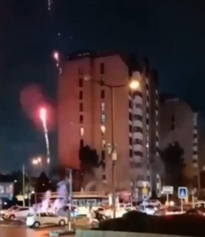 d Başakşehir'de tehlikeli asker eğlencesi