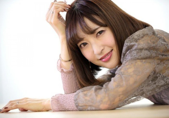 Japon şarkıcı Kanda Sayaka'nın şüpheli ölümü