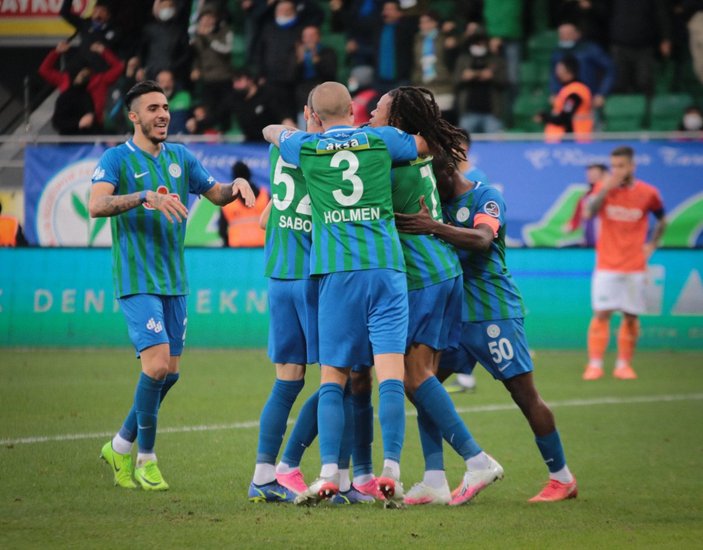 Rizespor, Yeni Malatyaspor'u tek golle geçti