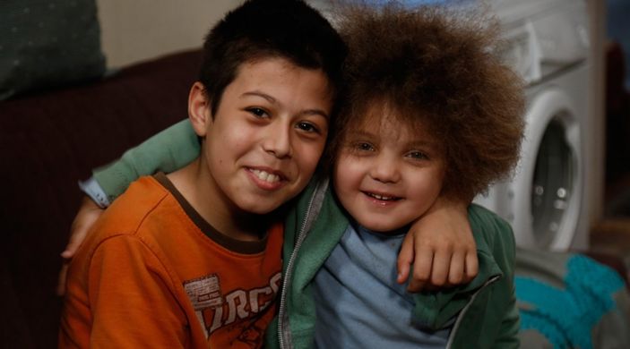 Sadakatsiz'in 'Evlat olsa sevilmez' Ali'si bakın hangi yıldızla rol almış! O dizinin en sevimlisi çıktı