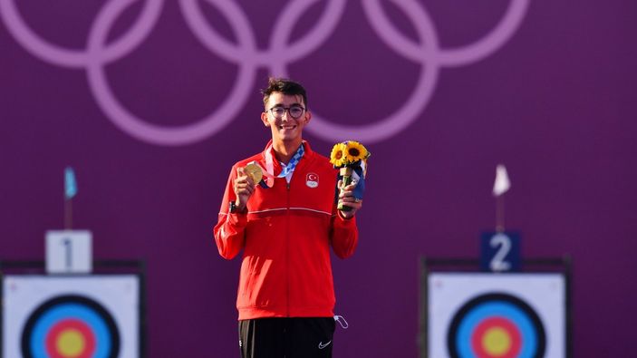 Sporda 2021 madalyalarla geçti