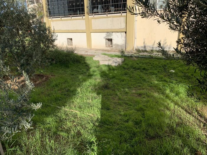 i Adana'da balkondan düşen küçük kız ağır yaralandı