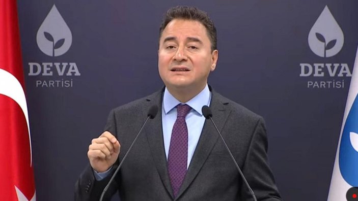 Ali Babacan: Faiz talimatla düşmez