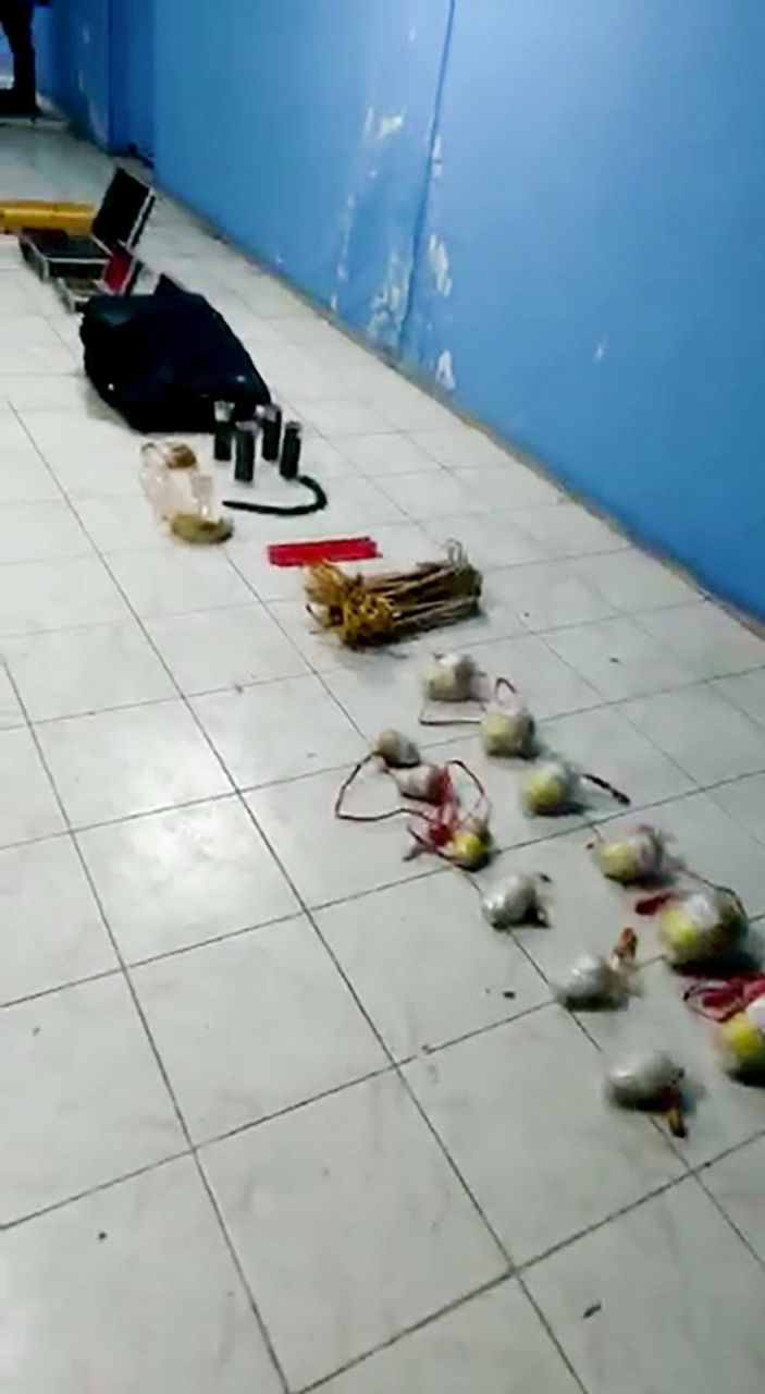 Erzurum’da, havai fişekleri bomba zannedip polise götürdüler