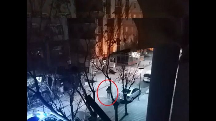 d Ankara’da, kavga ettiği arkadaşını polis gözaltına alırken vurdu