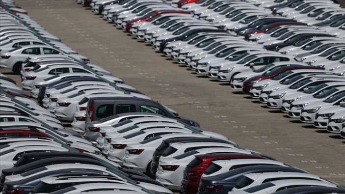 Otomobillerde fiyatlar düşmeye başladı