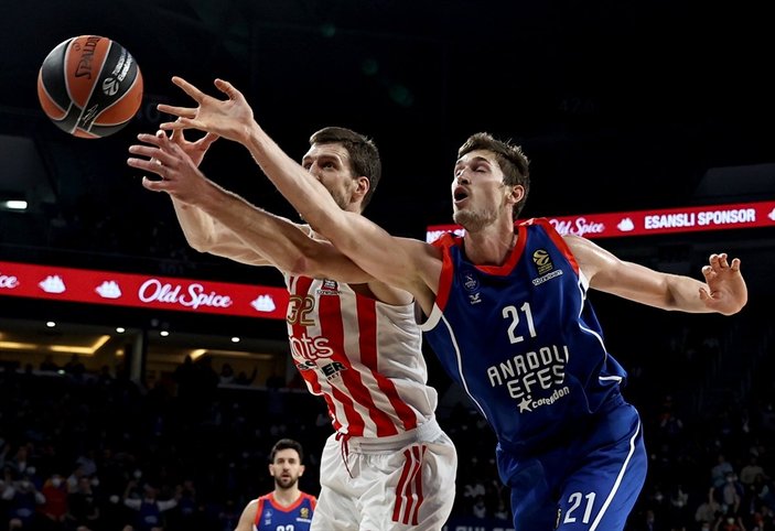 Anadolu Efes EuroLeague'de Kızılyıldız'ı Micic ile son 10 saniyede devirdi