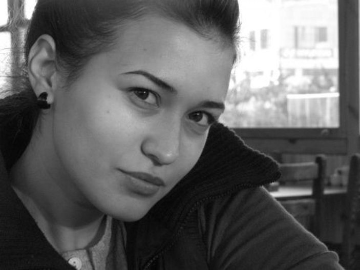 Gönül Dağı Sefer'in büyük aşkı Zahide hiç değişmemiş! Ecem Özkaya'nın eski haline bakın