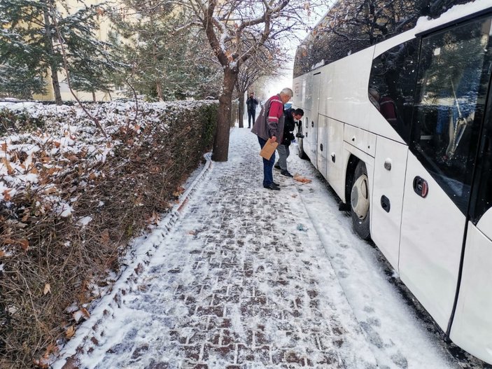 Kayseri'de bir kadın, eşi tarafından defalarca bıçaklandı