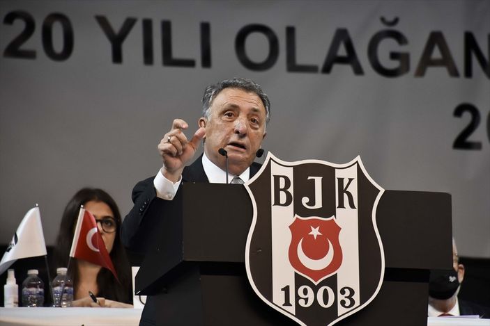 Beşiktaş'ta Ahmet Nur Çebi ve yönetimi mali ve idari yönden ibra edidi