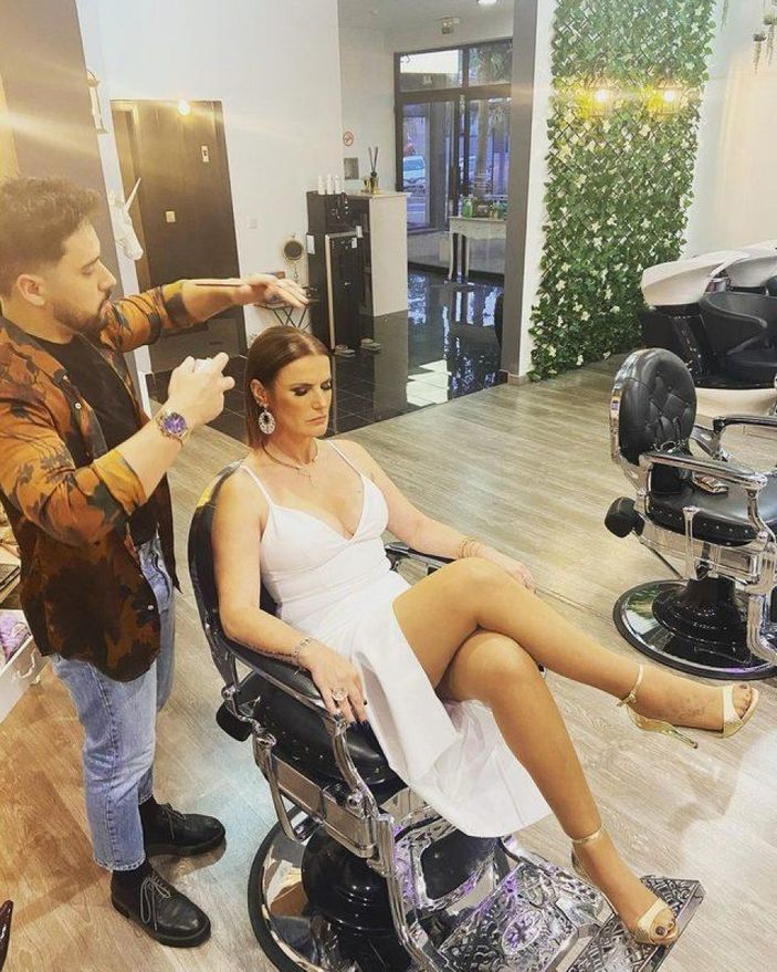 Güzelliğiyle baş döndürüyor! İşte Cristiano Ronaldo'nun kız kardeşi Elma Aveiro...