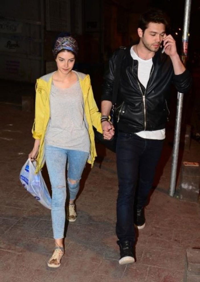 Teşkilat'ın Zehra'sı Deniz Baysal'ın eski sevgilisine bakın! Meğer Dilan Çiçek Deniz ile aynı adama aşıkmış...