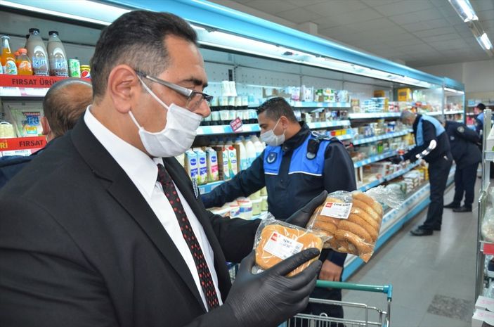 a Ekiplerden marketlerde 'fahiş fiyat ve kur indirimi' denetimi