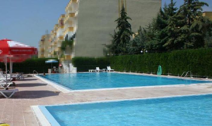 d Mersin'de haşemalı kardeşleri havuzdan çıkardı, adli denetim cezası aldı