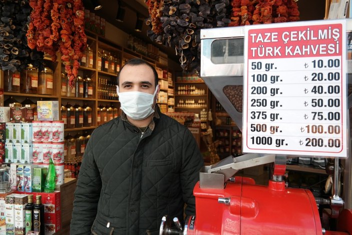 Kahveye gelen zamla 50 gramlık paketler raflarda yerini aldı