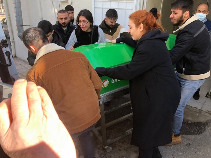 Gaziantep'te eski kayınpederini bıçakla öldürdü