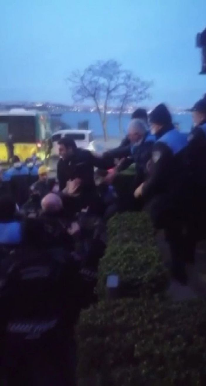 i Üsküdar'daki kafeler için yıkım kavgası