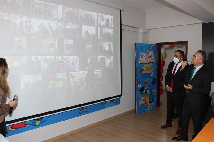 Rize Valisi Kemal Çeber, 24 okul kütüphanesinin açılışına katıldı