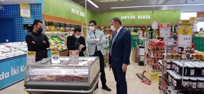 a Ekiplerden marketlerde 'fahiş fiyat ve kur indirimi' denetimi