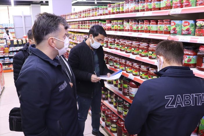a Ekiplerden marketlerde 'fahiş fiyat ve kur indirimi' denetimi