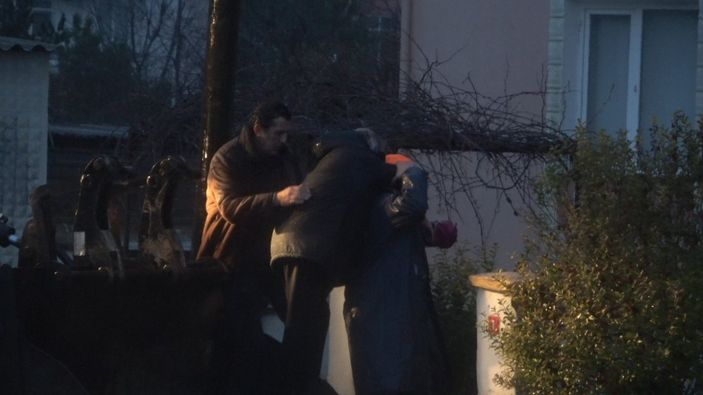 i Kırklareli’nde dere taştı, mahsur kalanlar iş makinalarıyla kurtarıldı