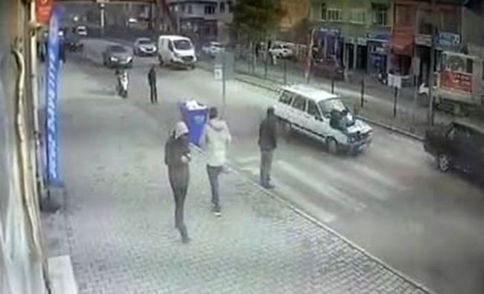 i Karabük'te yaya geçidini kullanan kişiye otomobil çarptı