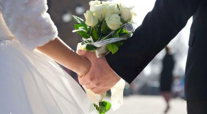 İstanbul'da düğün gecesi eşinden dayak yiyen damat boşanma davası açtı